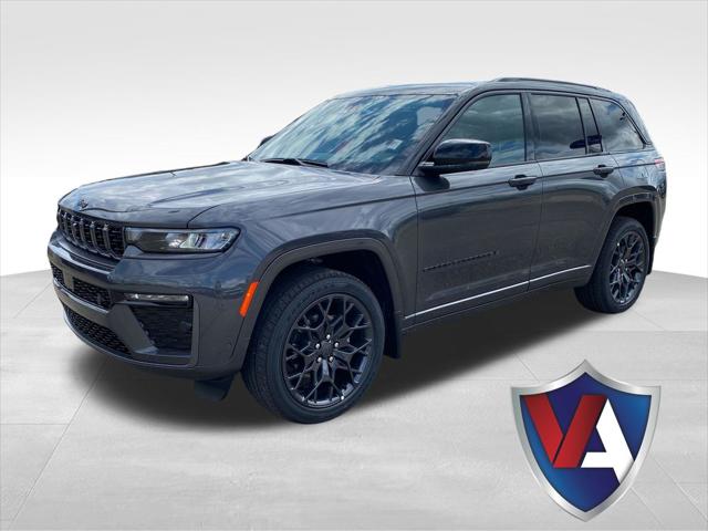 2026 Jeep Grand Cherokee Summit 4x4 for sale in Junction City, KS