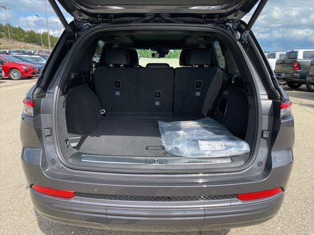 2026 Jeep Grand Cherokee Summit 4x4