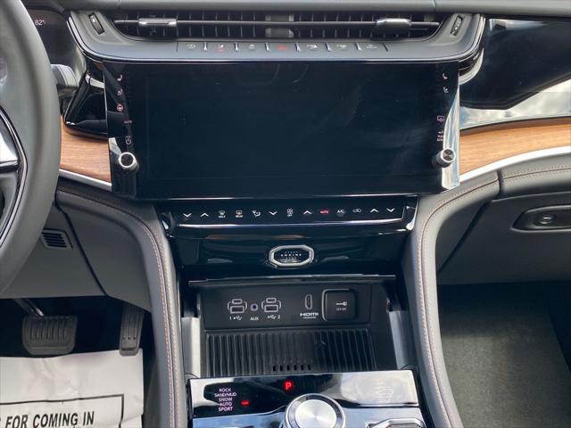 2026 Jeep Grand Cherokee Summit 4x4