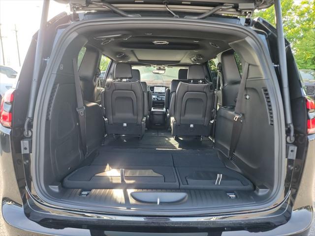 2027 Chrysler Pacifica Limited