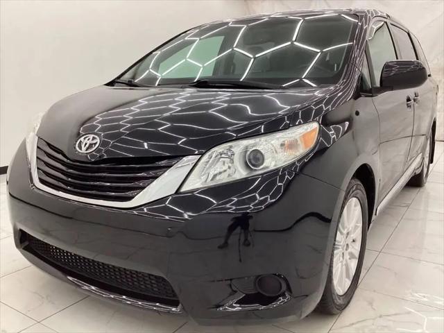 2015 Toyota Sienna LE 7 Passenger for sale near Cincinnati, OH