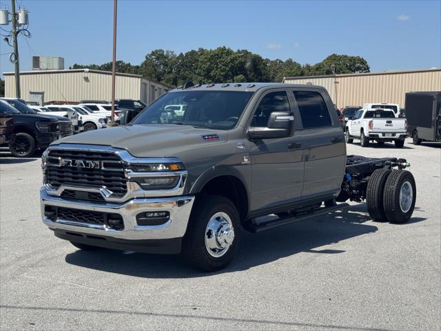 2026 RAM Ram 3500 Chassis Cab RAM 3500 TRADESMAN CREW CAB CHASSIS 4X4 60 CA