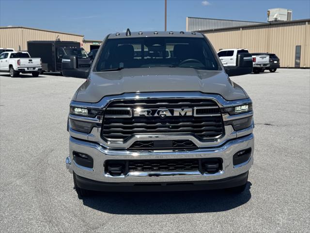 2026 RAM Ram 3500 Chassis Cab RAM 3500 TRADESMAN CREW CAB CHASSIS 4X4 60 CA