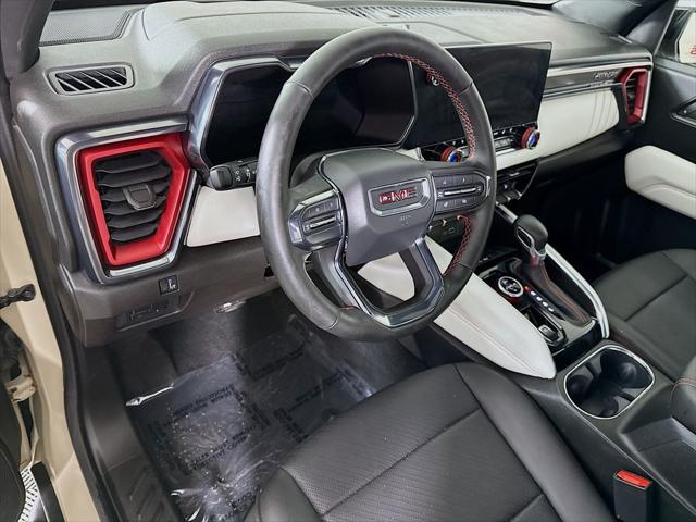 2023 GMC Canyon 4WD Crew Cab Short Box AT4X