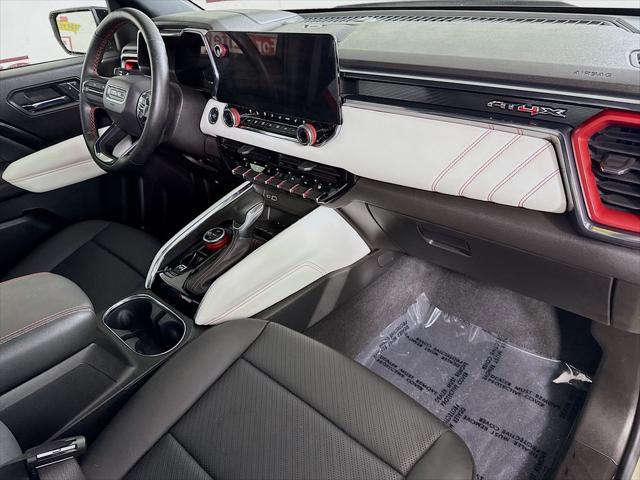 2023 GMC Canyon 4WD Crew Cab Short Box AT4X