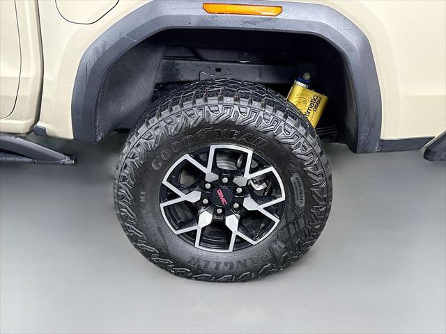 2023 GMC Canyon 4WD Crew Cab Short Box AT4X