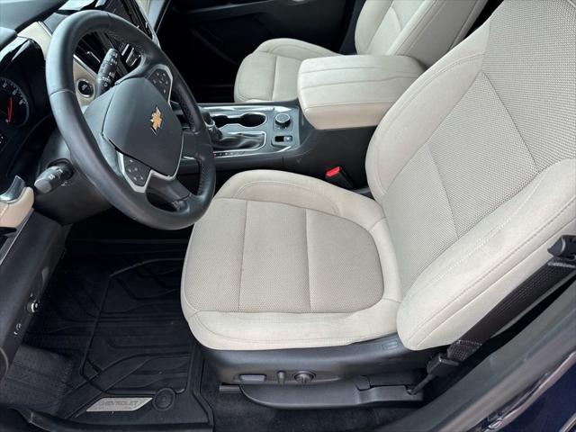 2023 Chevrolet Traverse FWD LT Cloth