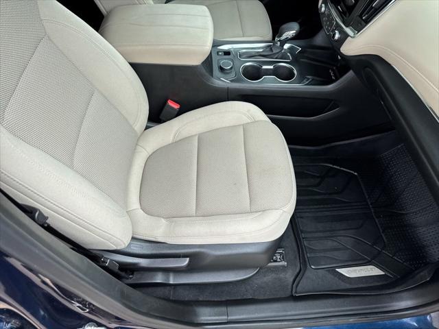 2023 Chevrolet Traverse FWD LT Cloth