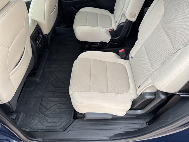 2023 Chevrolet Traverse FWD LT Cloth