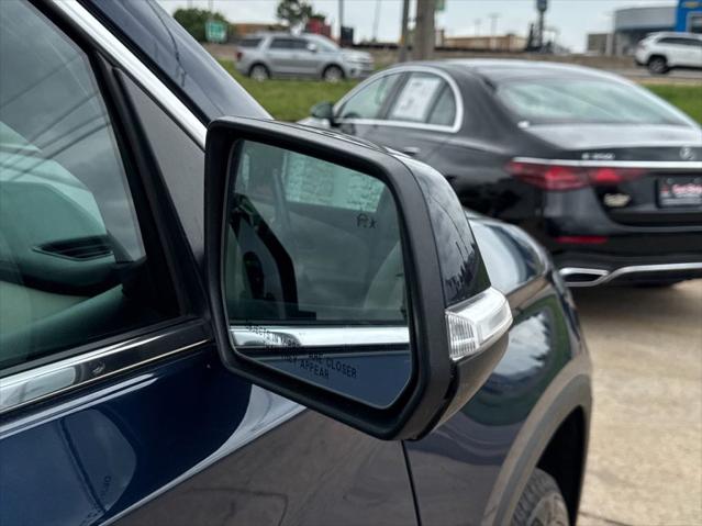 2023 Chevrolet Traverse FWD LT Cloth