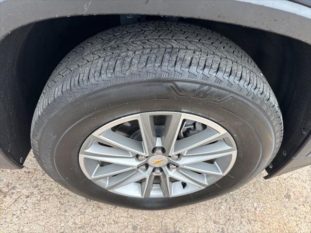 2023 Chevrolet Traverse FWD LT Cloth