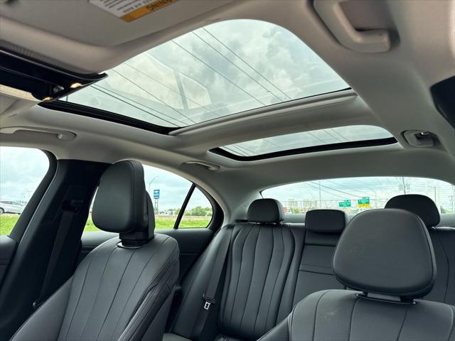 2025 Mercedes-Benz E 350 E 350