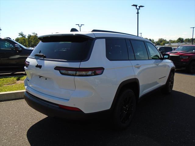 2026 Jeep Grand Cherokee GRAND CHEROKEE L LAREDO ALTITUDE 4X4 2026 Jeep Grand Cherokee GRAND CHEROKEE L LAREDO ALTITUDE 4X4