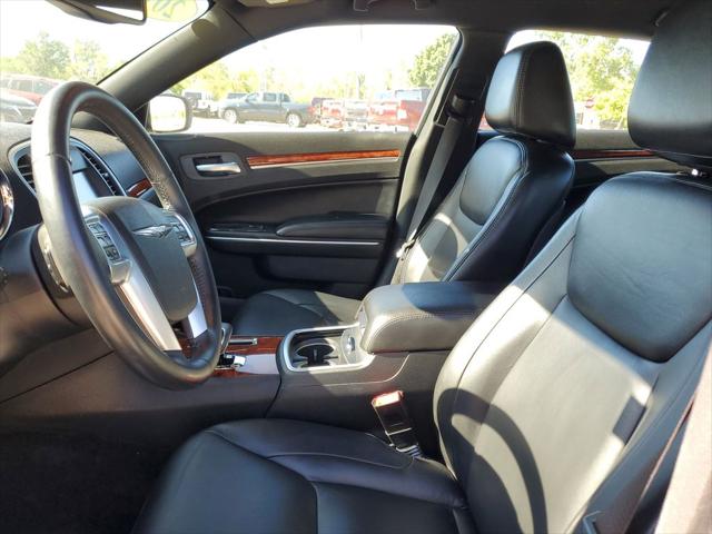 2012 Chrysler 300 Limited