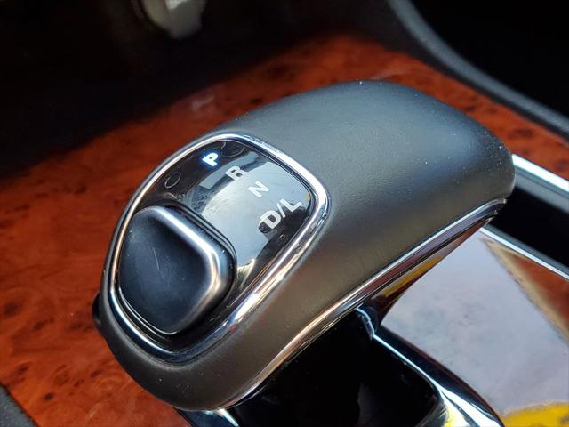 2012 Chrysler 300 Limited