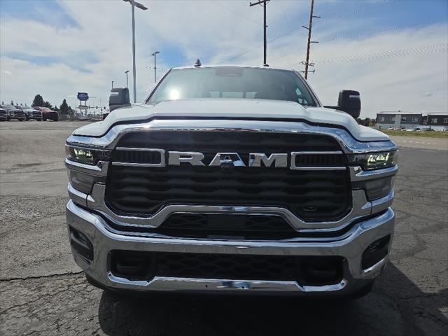 2026 RAM Ram 3500 RAM 3500 TRADESMAN CREW CAB 4X4 8 BOX