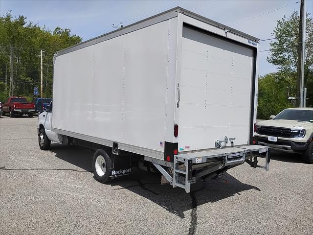 2025 Ford E-350 Cutaway Base
