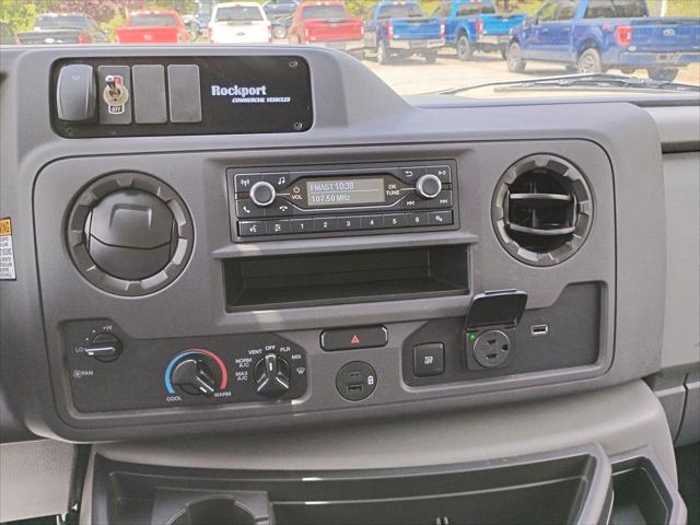2025 Ford E-350 Cutaway Base