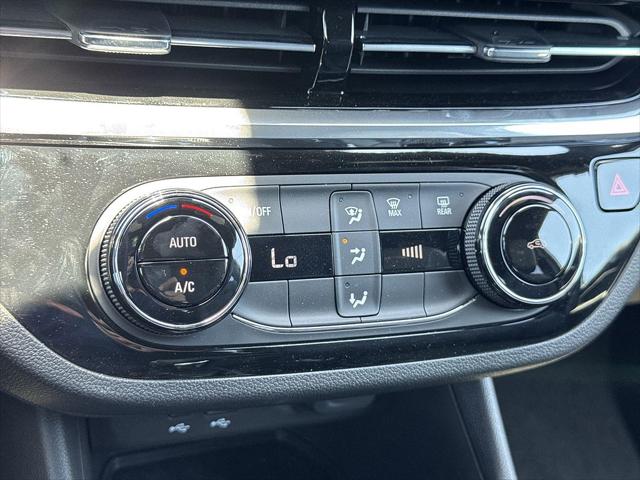 2026 Buick NV Sport Touring FWD