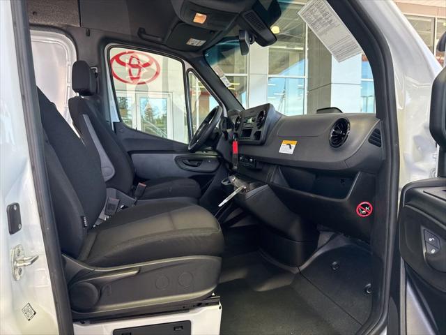 2025 Mercedes-Benz Sprinter 2500 High Roof 4-Cyl Diesel