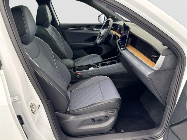 2026 Volkswagen Tiguan SEL R-Line Turbo