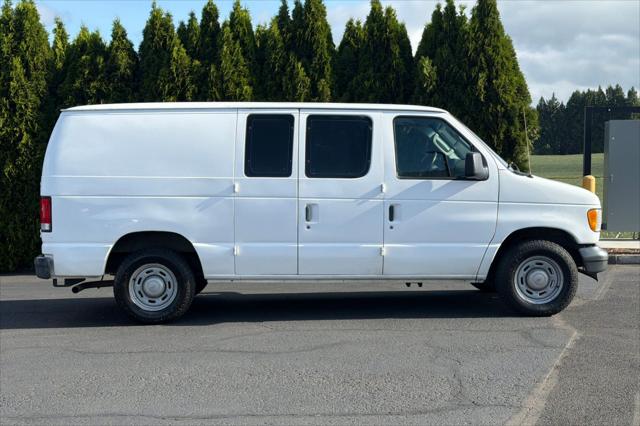 2004 Ford E-150 Commercial