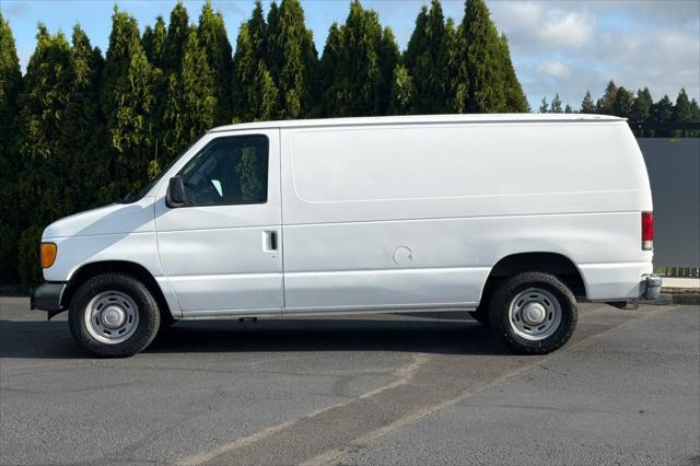 2004 Ford E-150 Commercial