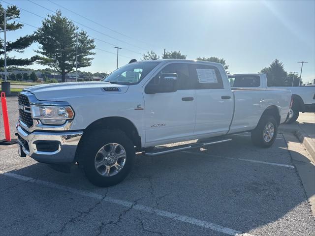 2024 Ram 3500 Big Horn Crew Cab 4x4 8' Box