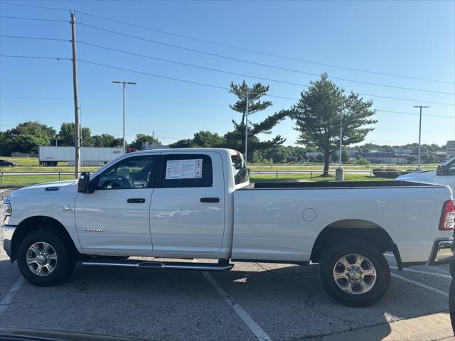 2024 Ram 3500 Big Horn Crew Cab 4x4 8' Box