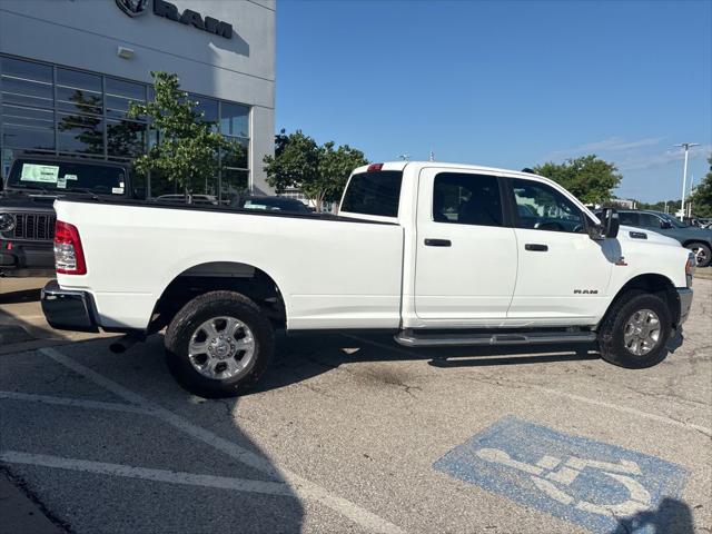 2024 Ram 3500 Big Horn Crew Cab 4x4 8' Box