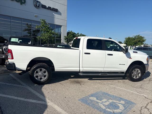 2024 Ram 3500 Big Horn Crew Cab 4x4 8' Box