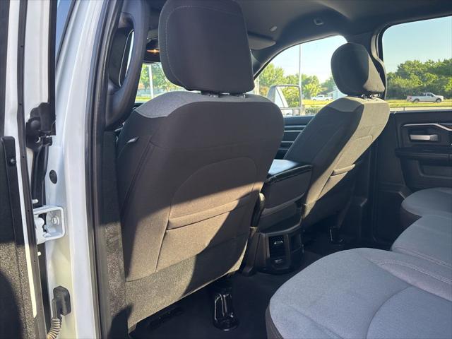 2024 Ram 3500 Big Horn Crew Cab 4x4 8' Box