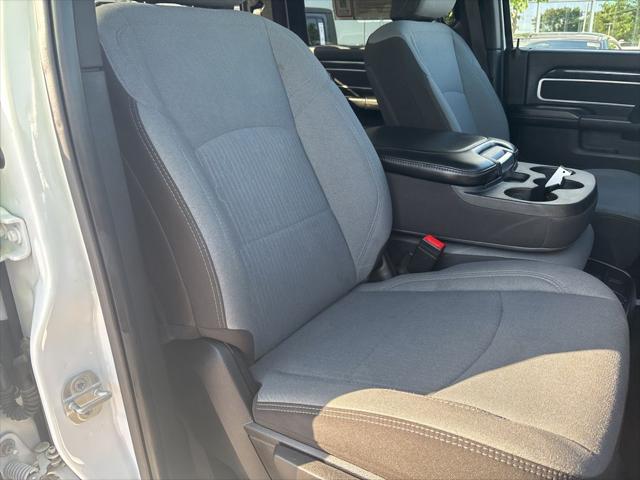 2024 Ram 3500 Big Horn Crew Cab 4x4 8' Box