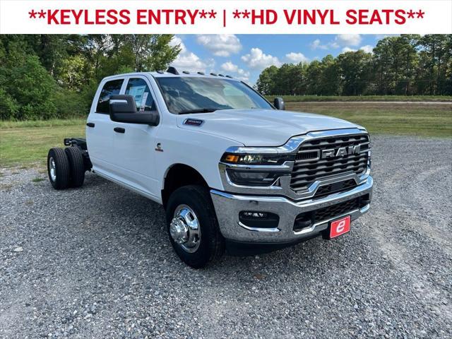 2026 RAM Ram 3500 Chassis Cab RAM 3500 TRADESMAN CREW CAB CHASSIS 4X4 60 CA
