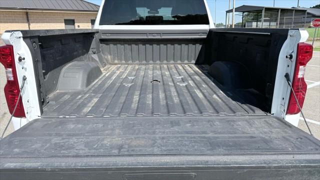 2025 Chevrolet Silverado 2500HD 4WD Crew Cab Standard Bed Custom