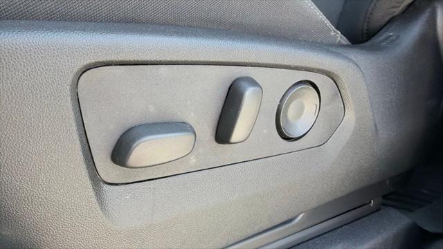 2025 Chevrolet Silverado 2500HD 4WD Crew Cab Standard Bed Custom