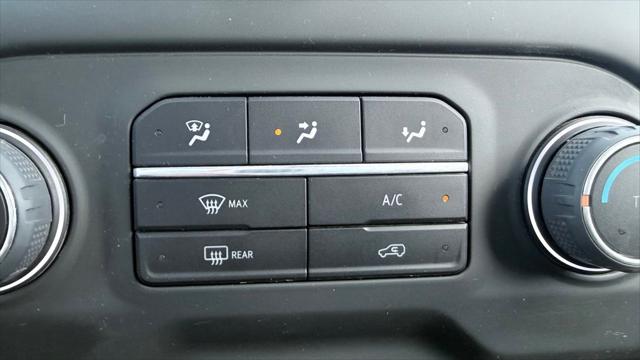 2025 Chevrolet Silverado 2500HD 4WD Crew Cab Standard Bed Custom
