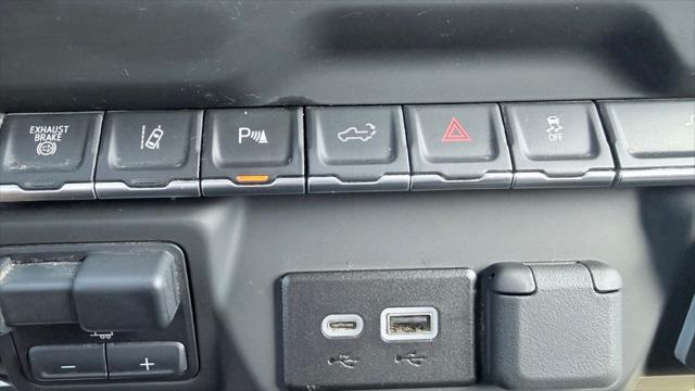 2025 Chevrolet Silverado 2500HD 4WD Crew Cab Standard Bed Custom
