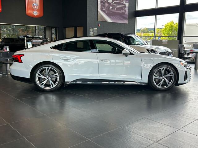 2023 Audi e-tron GT Premium Plus quattro