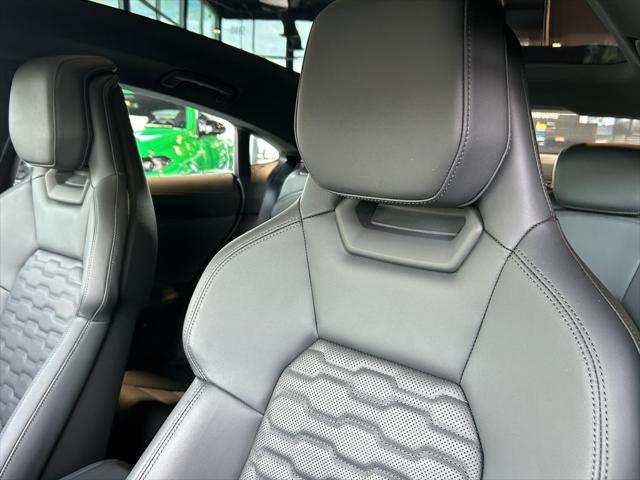 2023 Audi e-tron GT Premium Plus quattro