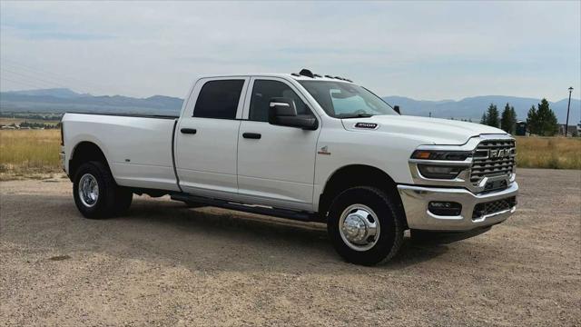 2026 RAM Ram 3500 RAM 3500 TRADESMAN CREW CAB 4X4 8 BOX