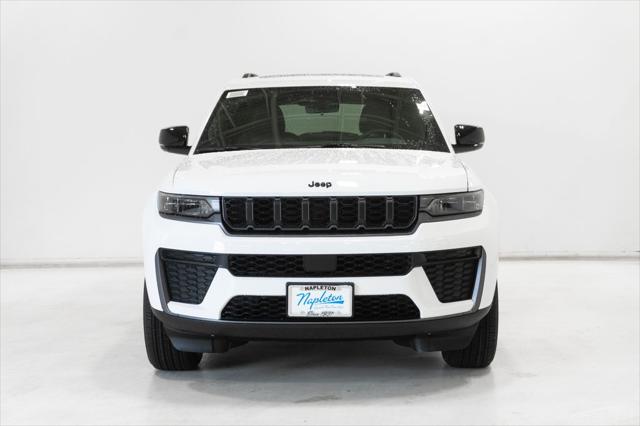 2026 Jeep Grand Cherokee L GRAND CHEROKEE L LAREDO ALTITUDE 4X4
