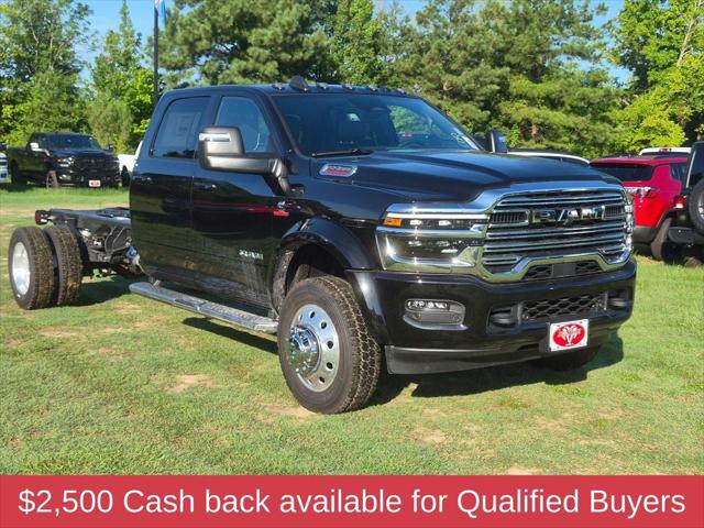 2026 RAM 5500 Chassis RAM 5500 BIG HORN CHASSIS CREW CAB 4X4 84 CA