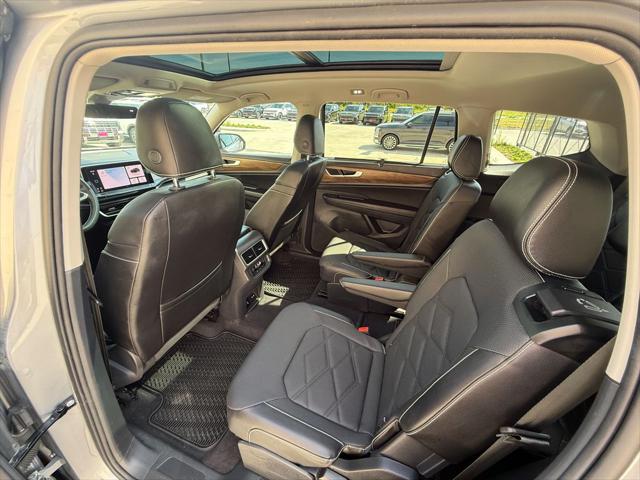 2024 Volkswagen Atlas 2.0T SE w/Technology