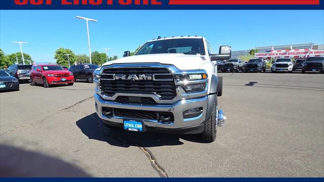 2026 RAM 5500 Chassis RAM 5500 TRADESMAN CHASSIS CREW CAB 4X4 60 CA