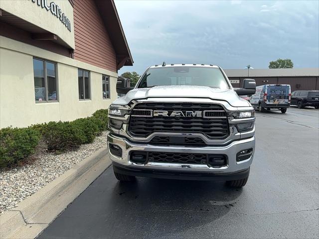 2026 Ram 2500 Tradesman Crew Cab 4x4 64 Box