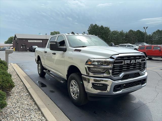 2026 Ram 2500 Tradesman Crew Cab 4x4 64 Box