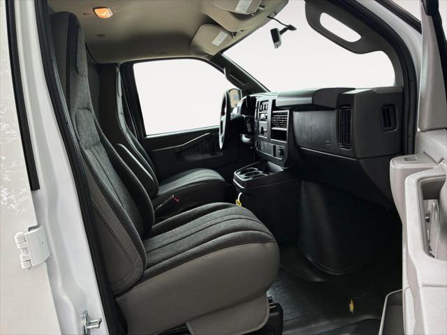 2026 GMC Savana Cargo 2500 Extended Wheelbase, Work Van, RWD