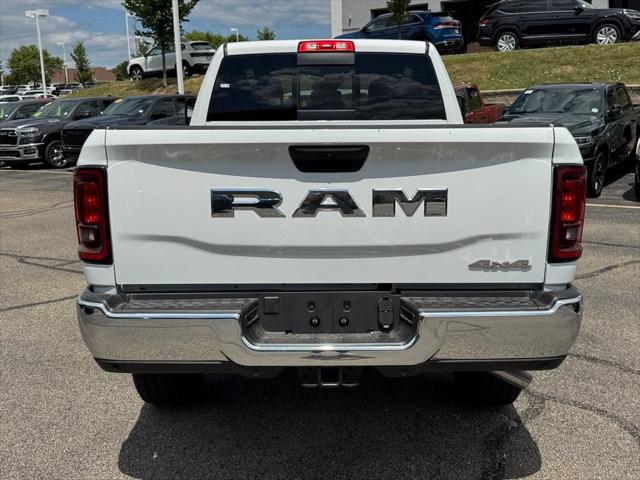 2026 RAM 2500 RAM 2500 TRADESMAN CREW CAB 4X4 64 BOX