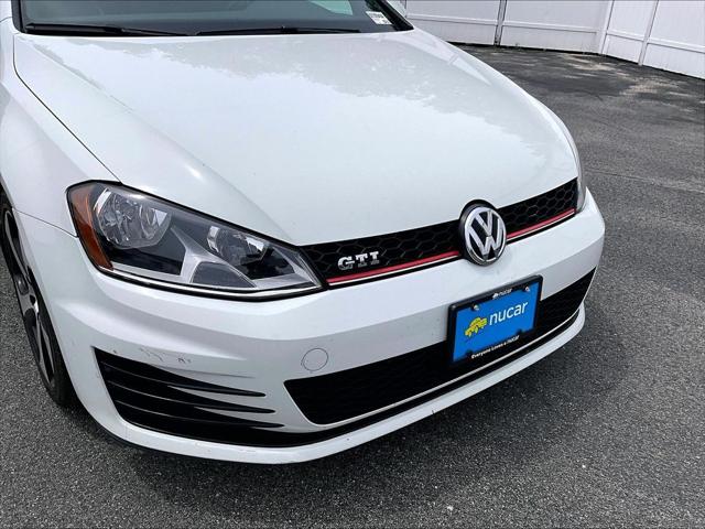 2017 Volkswagen Golf GTI S 4-Door